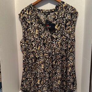 Women's Black and Brown Patterned Top